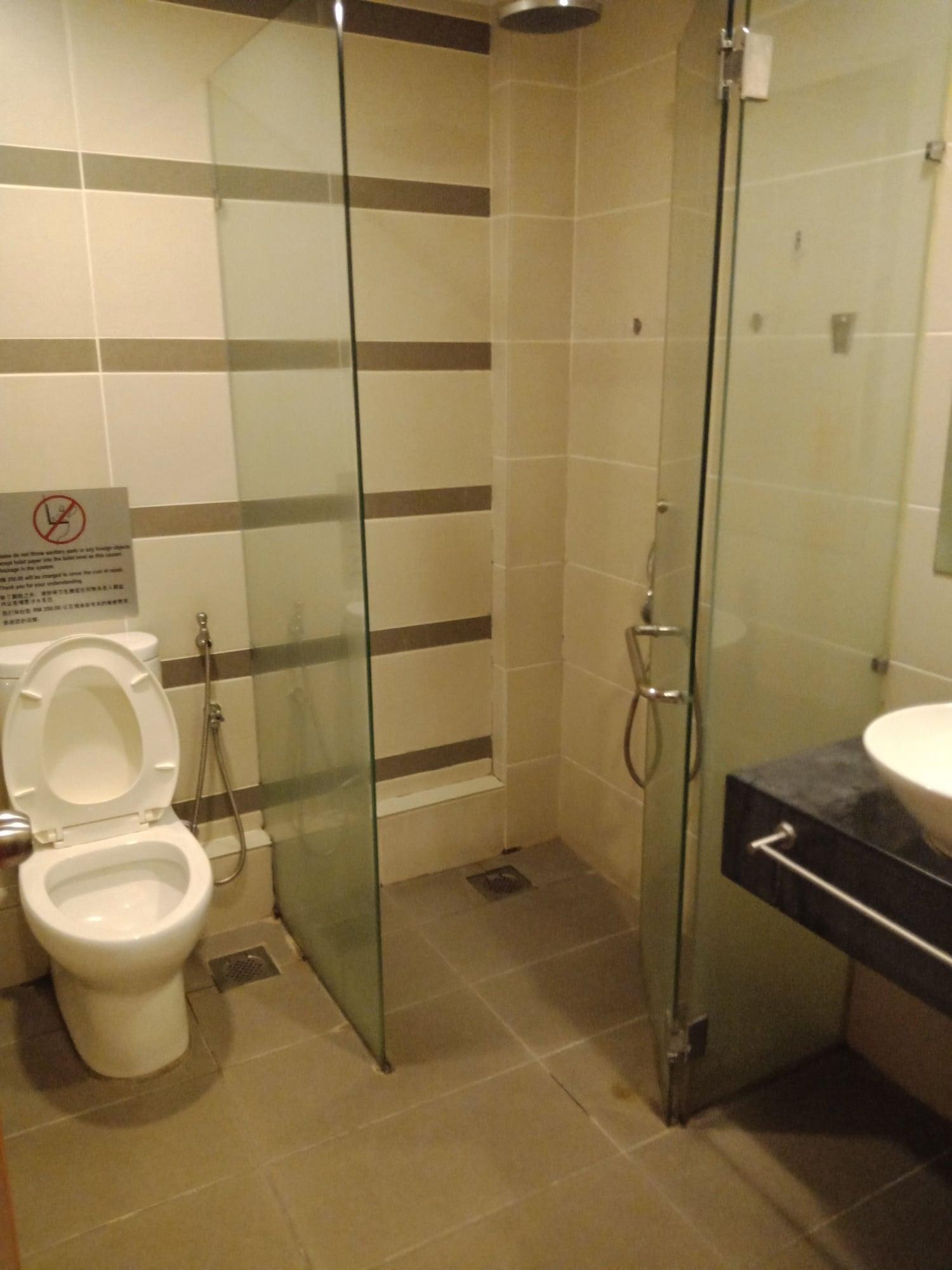Hotel Zamburger Taman Segar - Previously Home Inn Taman Segar Kuala Lumpur Ngoại thất bức ảnh