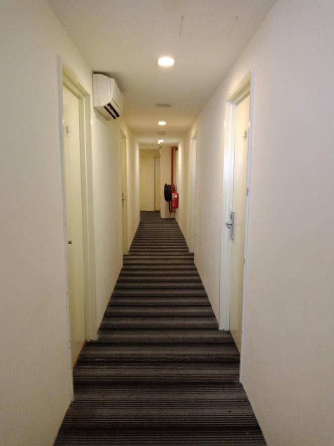 Hotel Zamburger Taman Segar - Previously Home Inn Taman Segar Kuala Lumpur Ngoại thất bức ảnh